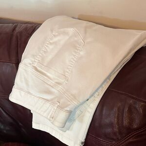 White Denim Capris 28W